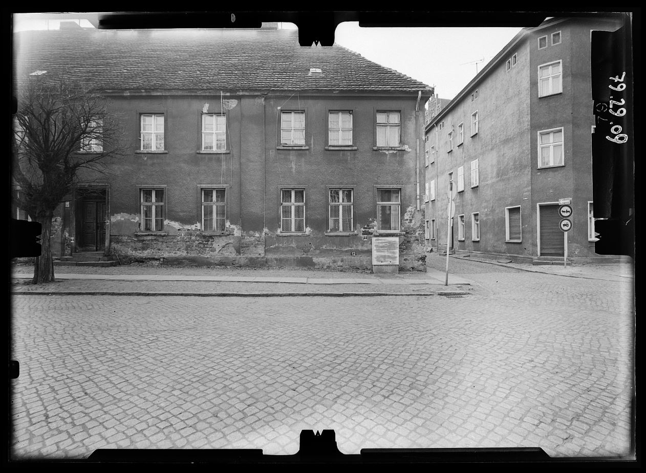Ernst-Thälmann-Straße 2-4 Kirchgasse 1979